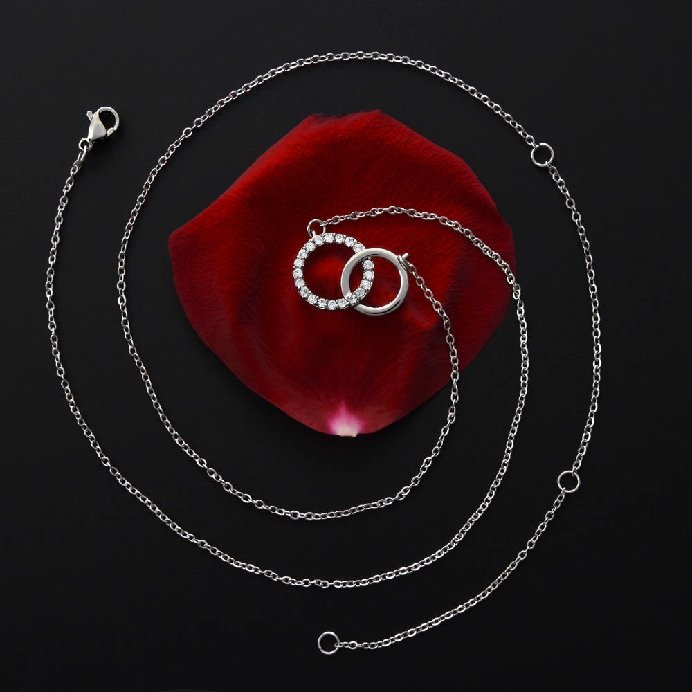 Mi Amor Rojo Corazon / Perfect Pair Necklace