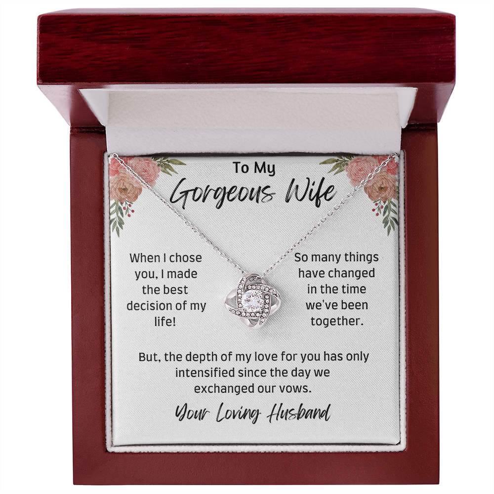 Gorgeous Wife / Love Knot Necklace