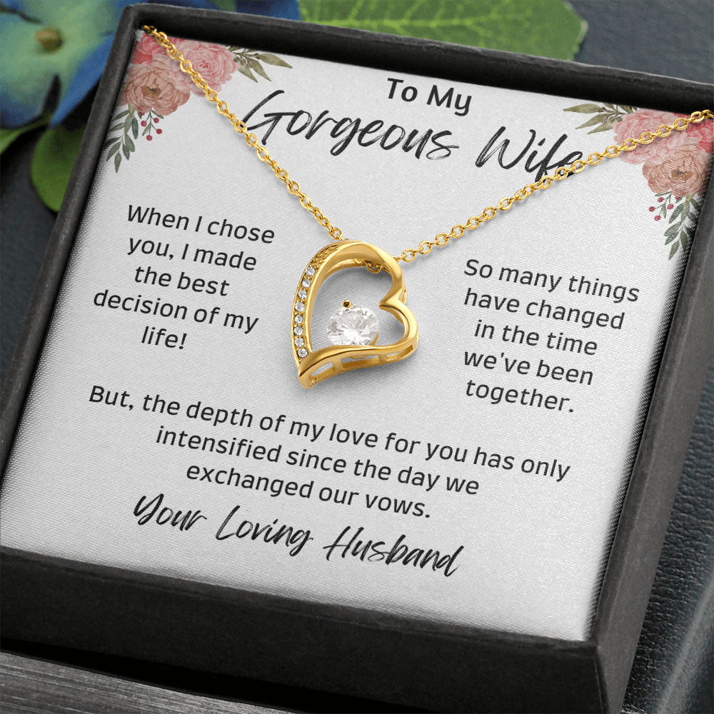 Gorgeous Wife / Forever Love Necklace