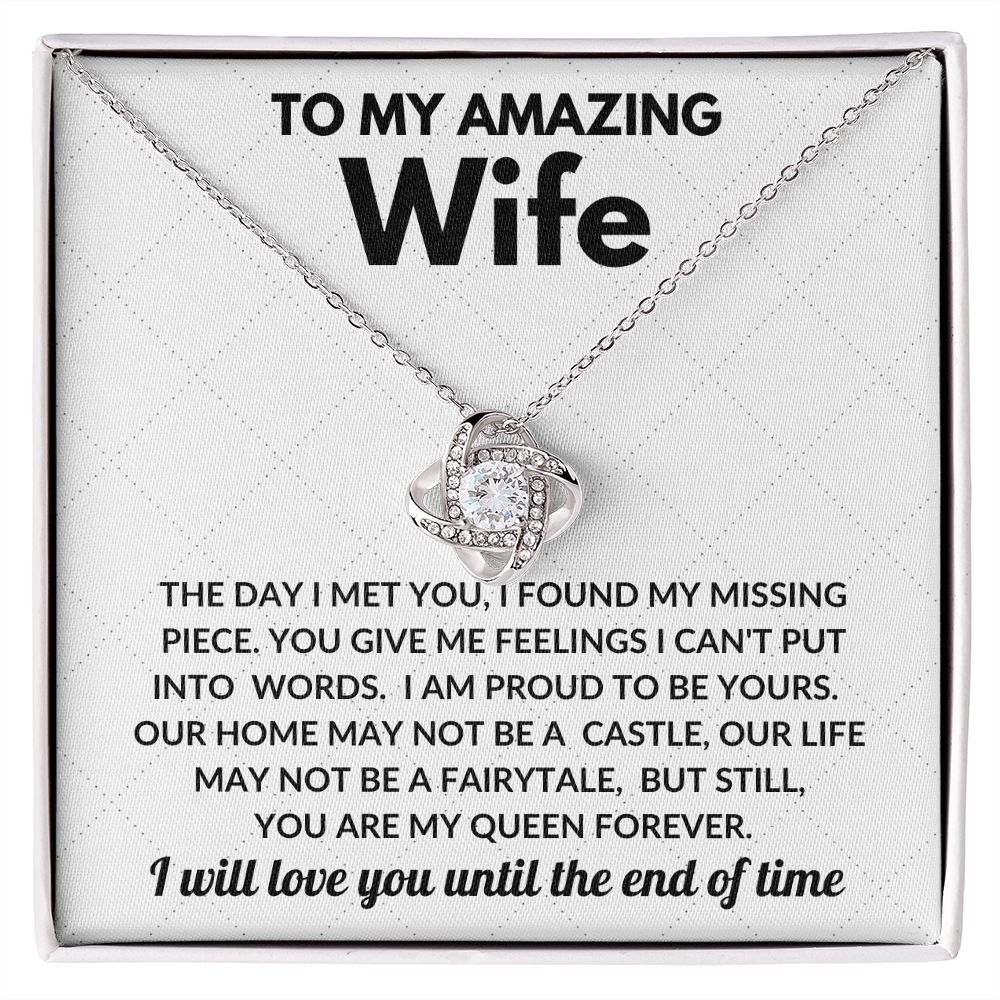 Amazing Wife My Queen Love Knot Necklace