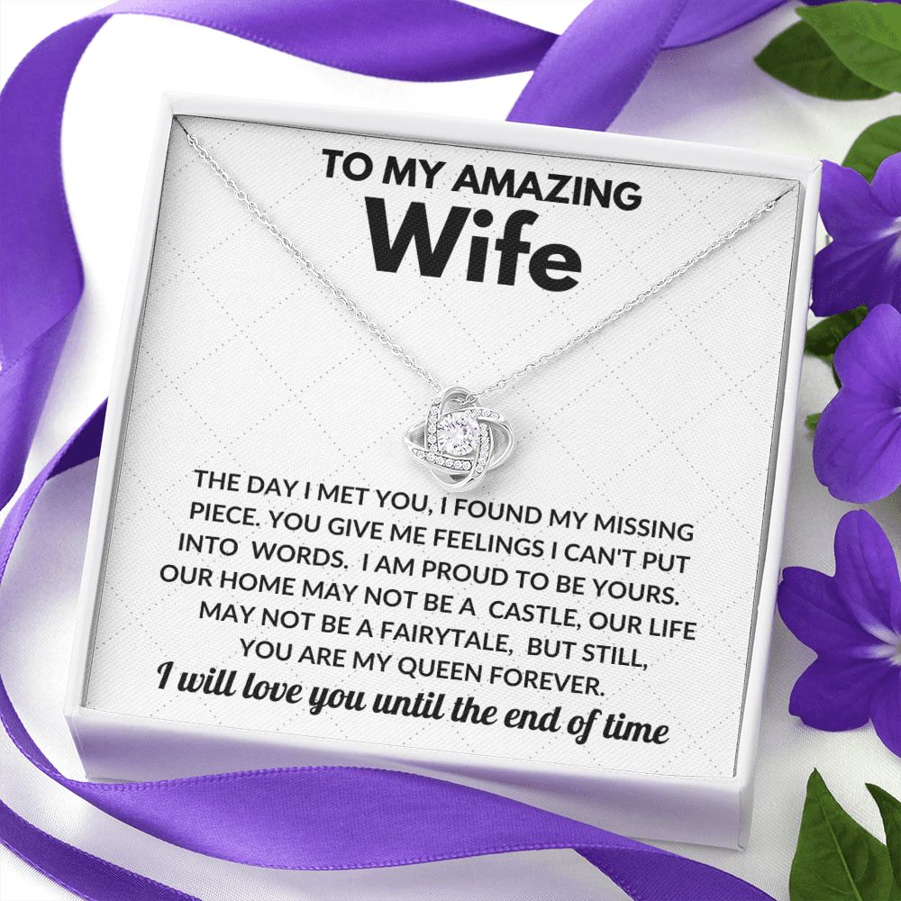Amazing Wife My Queen Love Knot Necklace