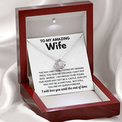 Amazing Wife My Queen Love Knot Necklace