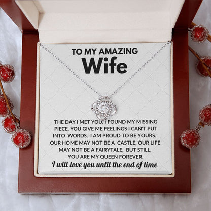 Amazing Wife My Queen Love Knot Necklace