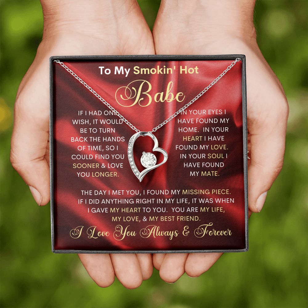 Smokin' Hot Babe / Forever Love Necklace