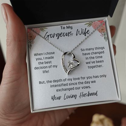 Gorgeous Wife / Forever Love Necklace